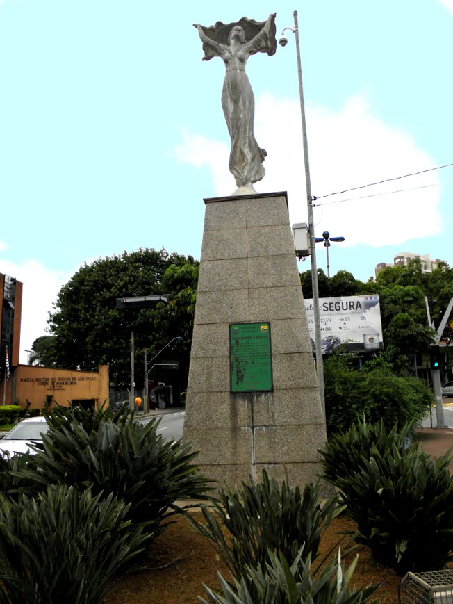 Monumento em homenagem à Mulher na Av. Goiás sao-caetano-do-sul, mulher, av-goias